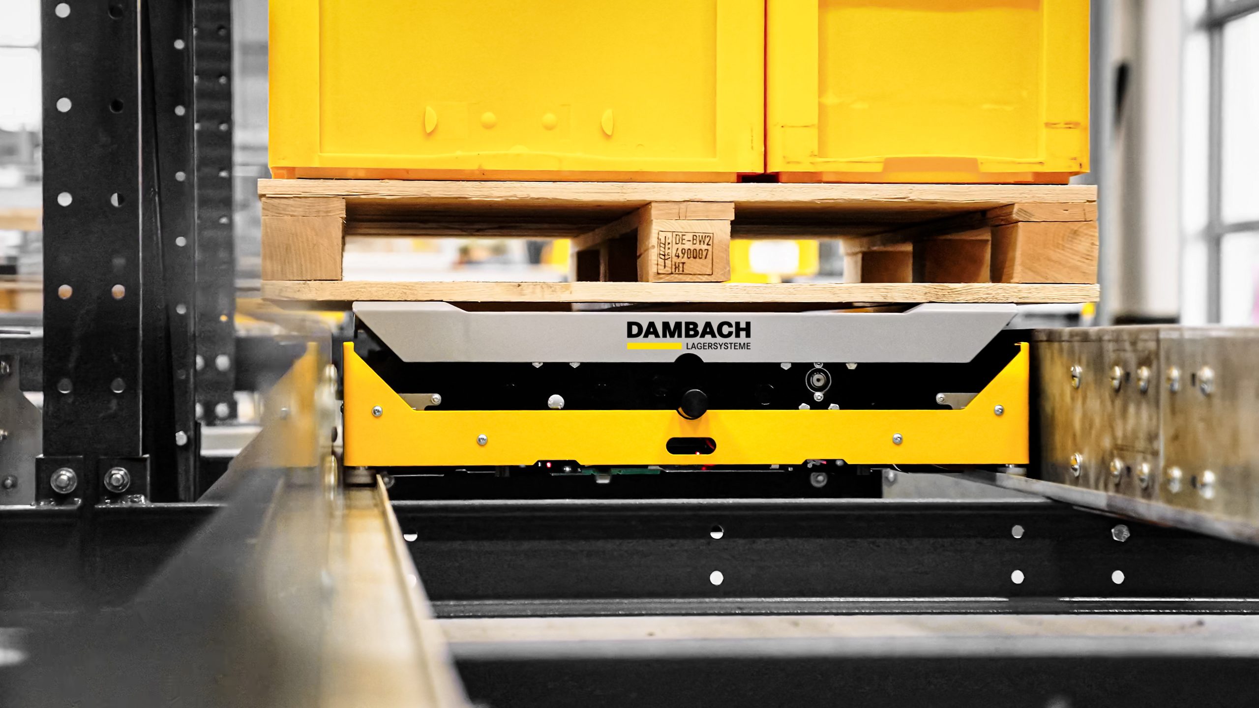 Smart Subsystems at LogiMAT