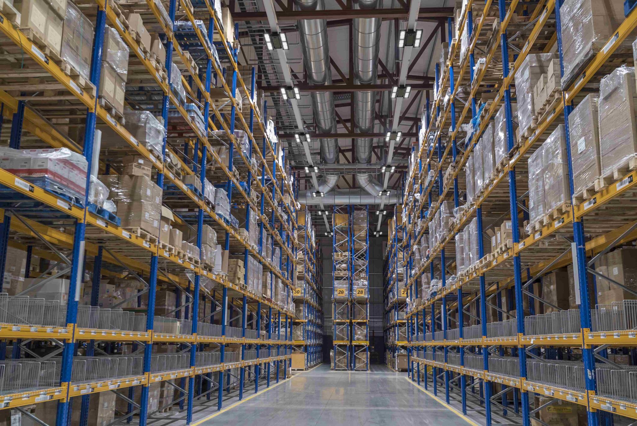 High Bay Light for Larger, Taller Warehouses